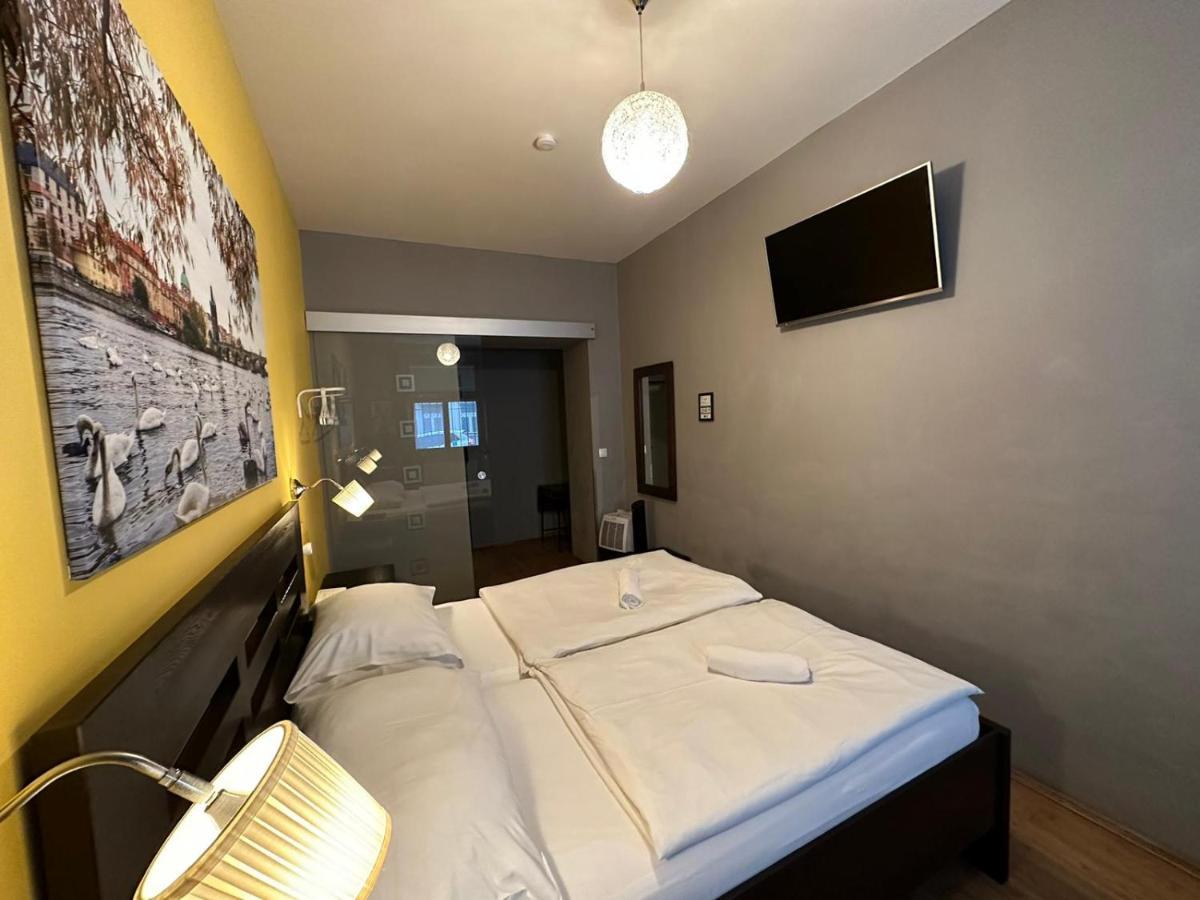 Central Studios Hotel Praga