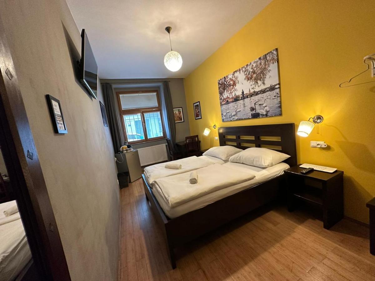 Central Studios Hotel Praga